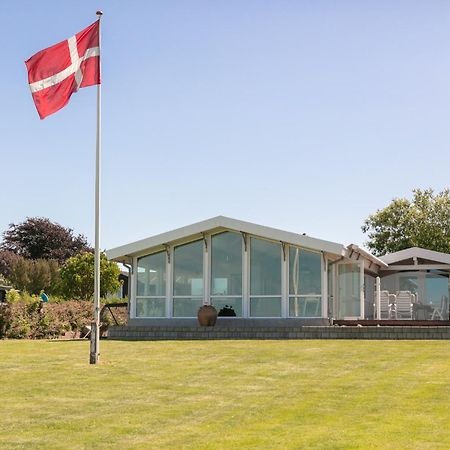Strandhuset. Asperup ภายนอก รูปภาพ