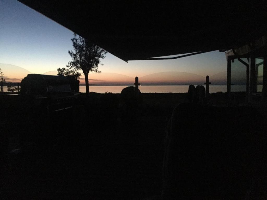 Strandhuset. Asperup ภายนอก รูปภาพ